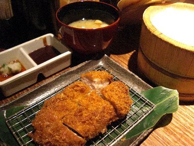 初キムカツで火がついた! GW-Vシュラン的食べ歩き①_c0135971_12564670.jpg