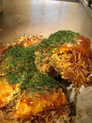 初キムカツで火がついた! GW-Vシュラン的食べ歩き①_c0135971_1257573.jpg