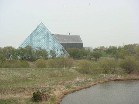 モエレ沼公園の桜(4/30)_f0146493_23342161.jpg