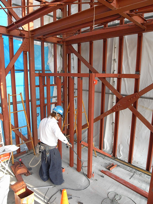 胴縁工事 サッシ工事 シンクスタジオコラム