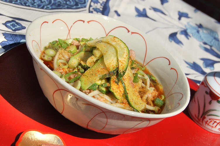 つゆだく☆激ウマ☆ツナ入り冷やしうどん_d0104926_712196.jpg