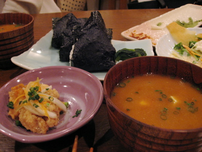 ●だいにんぐば〜 おもろ ー沖縄風料理や泡盛もー_a0033733_13583185.jpg