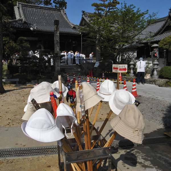 静かなる巡礼 3日め その1_c0049299_22471989.jpg