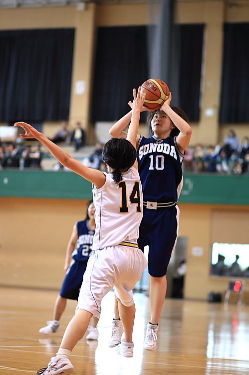 2008/04/27/全関西女子/園田学園女子大学-大阪教育大学@龍谷大学03_c0119900_20463432.jpg