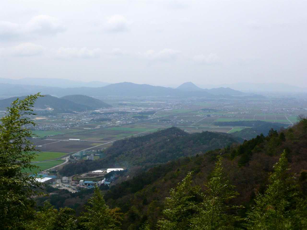 繖山と安土山 山好き的日々 京都北山