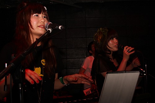 【Shiho Fujisawa \"HAPPY HOUR\"Release party!!!】 _c0141210_115768.jpg