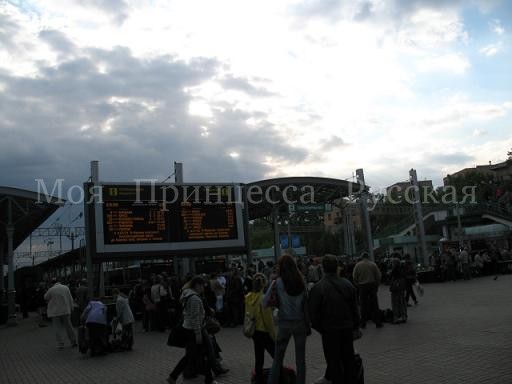 モスクワのベラルーシ駅に無事到着　５月２日_a0094770_23283887.jpg