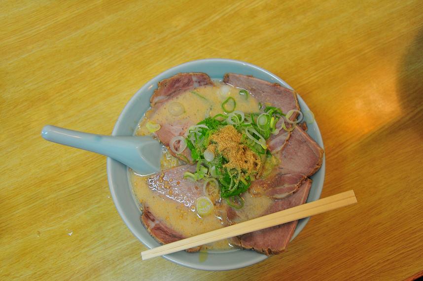 にこにこラーメン　_d0153408_0541847.jpg