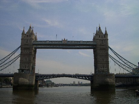 Picnic　① Cruise the Thames_f0046489_543245.jpg