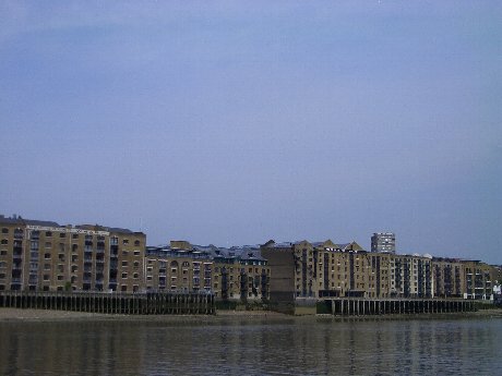 Picnic　① Cruise the Thames_f0046489_5502739.jpg