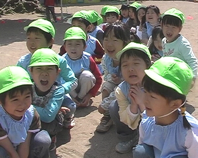 スギっ子巡回指導　～第一ルンビニ園～_e0127003_4172160.jpg