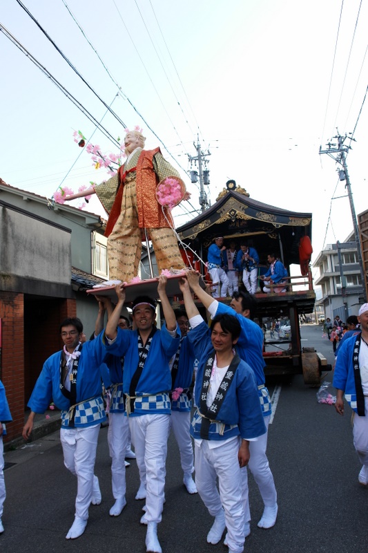 4月6日　曳山祭　未申桜輪会　15:50_b0013157_2345289.jpg