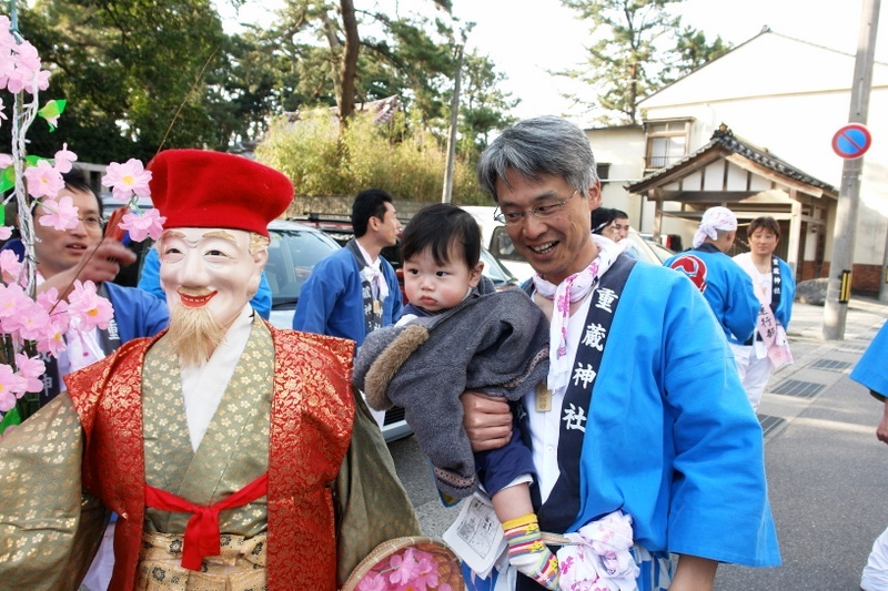 4月6日　曳山祭　未申桜輪会　15:50_b0013157_23465389.jpg