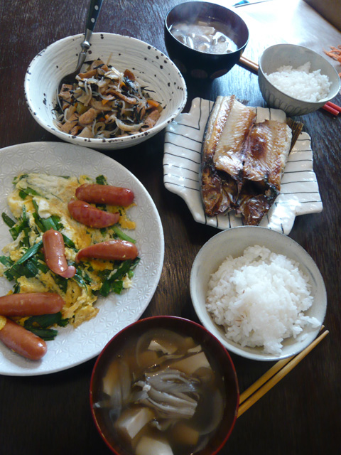 晩ご飯とお昼ご飯_c0144016_234289.jpg