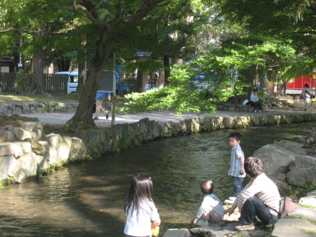 今日は賀茂祭り_c0073152_23593376.jpg