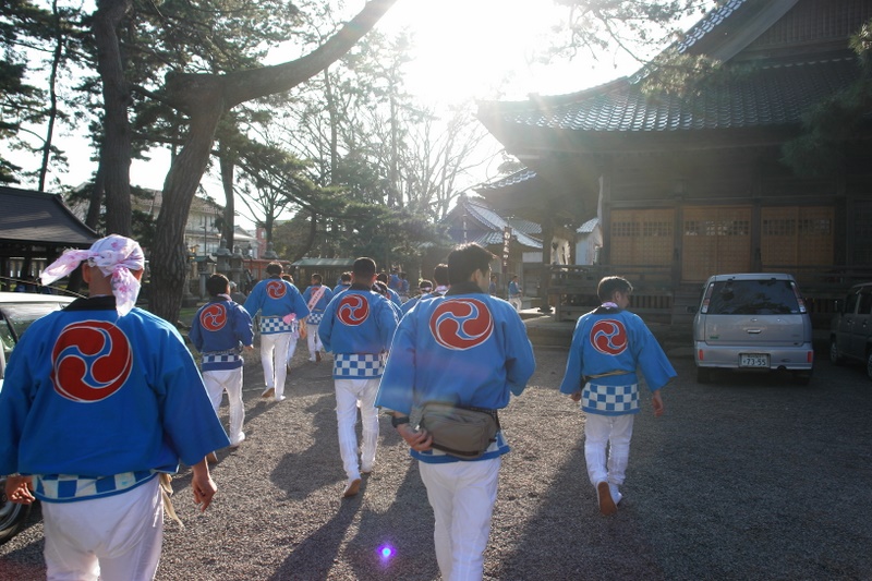 4月6日　曳山祭　未申桜輪会　16:20_b0013157_22273415.jpg