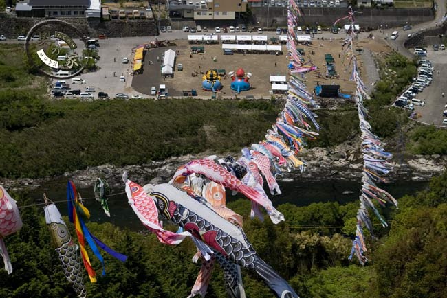 四万十川で鯉のぼり2_c0147531_23234023.jpg