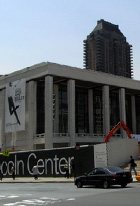 リンカーン・センターは工事中_b0007805_7141946.jpg