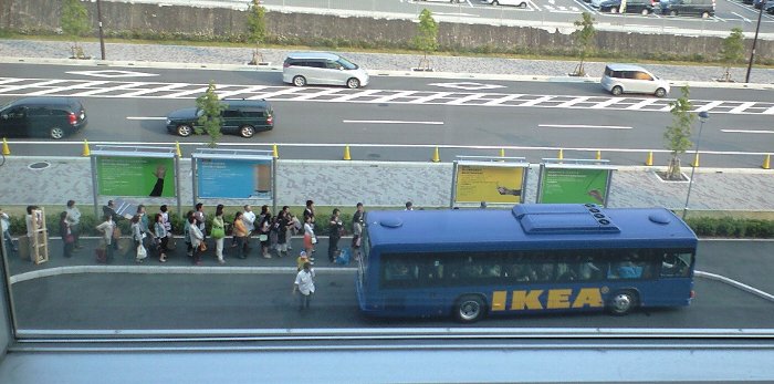 お城とIKEA_c0154941_04862.jpg