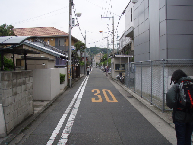 三浦半島一周てく・もぐウォーキング（馬堀海岸→浦賀）①_c0008598_1736562.jpg