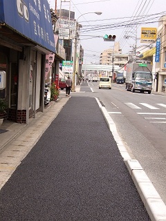 船越の県道164号線、歩道拡張工事_b0095061_921429.jpg