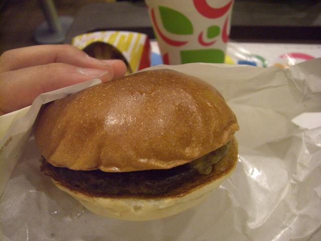 絶品バーガー_d0085634_1650691.jpg