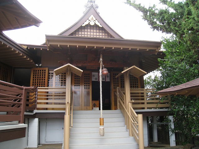 ハワイの神社でハワイのお守りを買う_f0174198_2014989.jpg