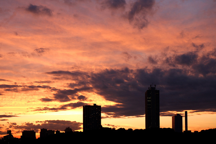 緊急アップ！　　- 今日の夕景 -_b0067789_22174080.jpg