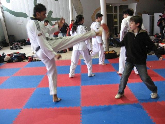 Strength through Tae Kwon Do_c0157558_2284728.jpg