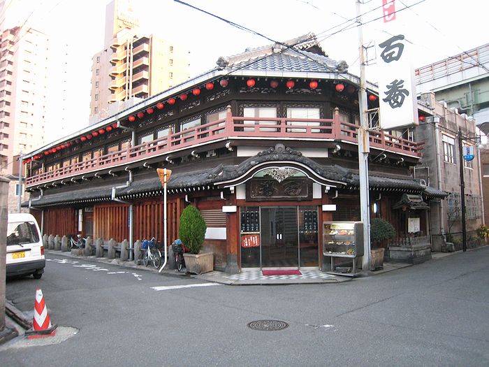 飛田新地の遊郭建築群 大阪の古建築