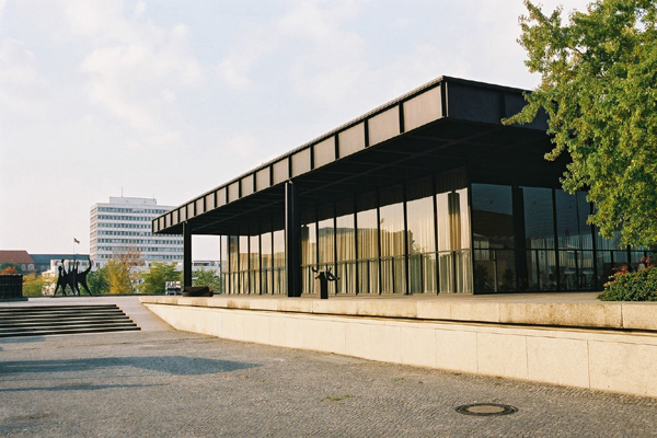 国立美術館  New National Gallery (1965~68)  Mies v.d. Rohe / Berlin Germany  No.6/31_f0126688_8372265.jpg