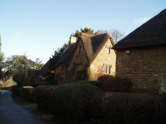 コッツウォルズ(Great Tew)_d0148729_21315074.jpg