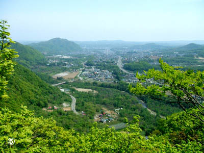 カンタン山歩きのススメ！③ [札幌市 八剣山 498m]_c0097856_04588.jpg