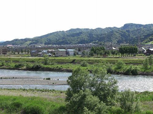 浦佐スキー場魚野川の眺め_a0084753_16112730.jpg