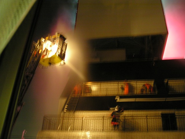 b0075486_0525098.jpg