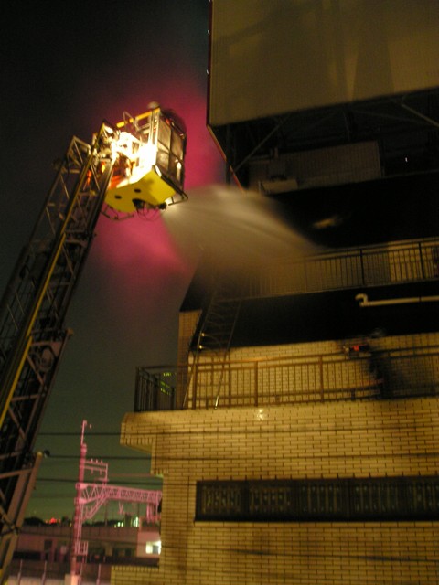 b0075486_0525927.jpg