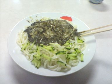 じゃじゃ麺を喰らう_a0096557_2116840.jpg