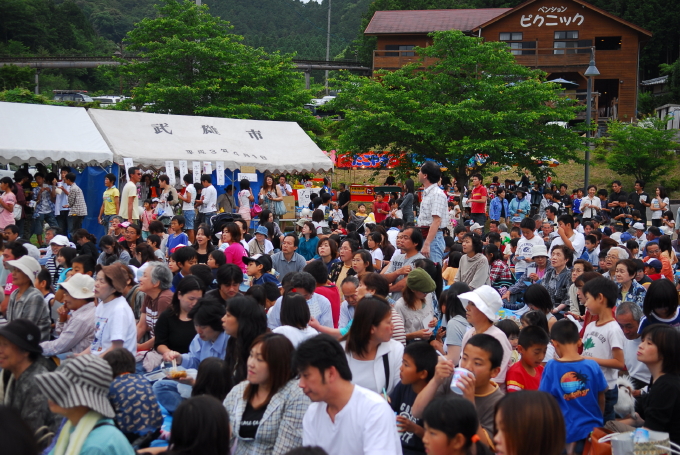 水上おしくら_d0047811_21324517.jpg