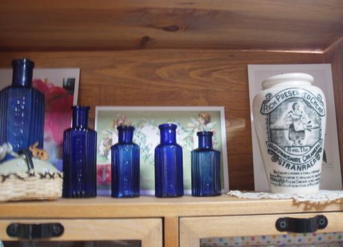 イギリスのアンティークボトル_d0148729_15463537.jpg