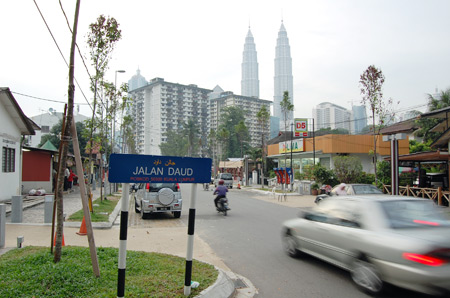 NASI LEMAK ANTARABANGSA(5/7)@jalan Raja Muda Musa_a0023740_21185827.jpg