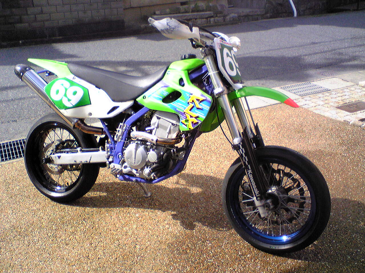 b0094687_1533060.jpg