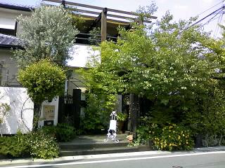 b0101719_12011.jpg