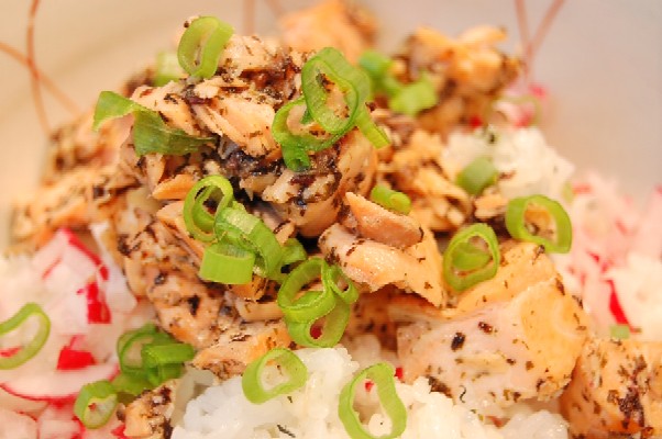 家族が喜ぶ☆鮭のゆかり風味丼_d0104926_223894.jpg