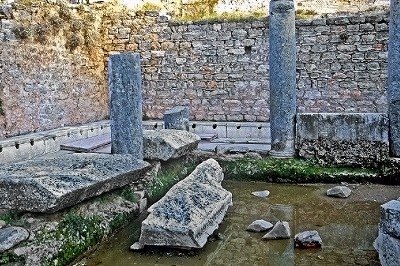ローマ帝国遺跡 １０　トルコ　エフェソスとペルガモンの遺跡_e0108650_22345385.jpg