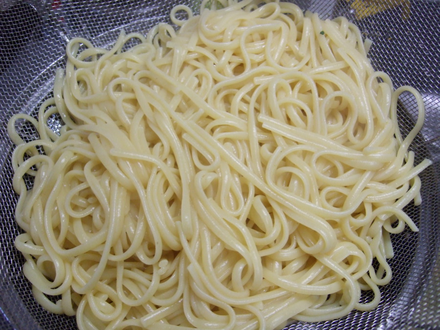 塩豚パスタラーメン_b0060239_22255729.jpg
