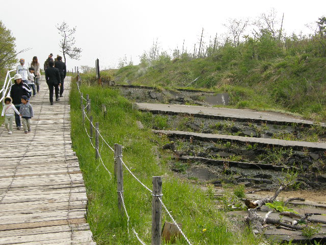 西山火口散策路 その1_d0153062_8554344.jpg
