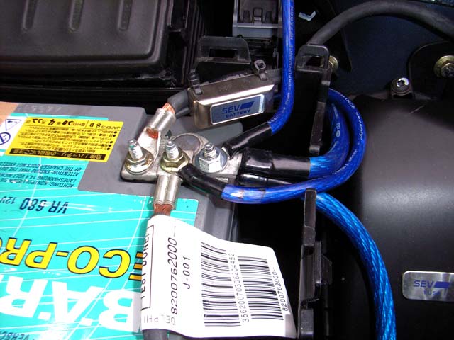 ルーテシア3/1.6L/MTワンオフアーシング施工_f0032891_1039337.jpg
