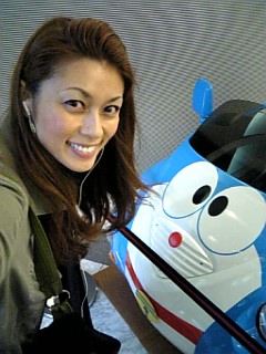 Doraemon car_c0060412_21214584.jpg