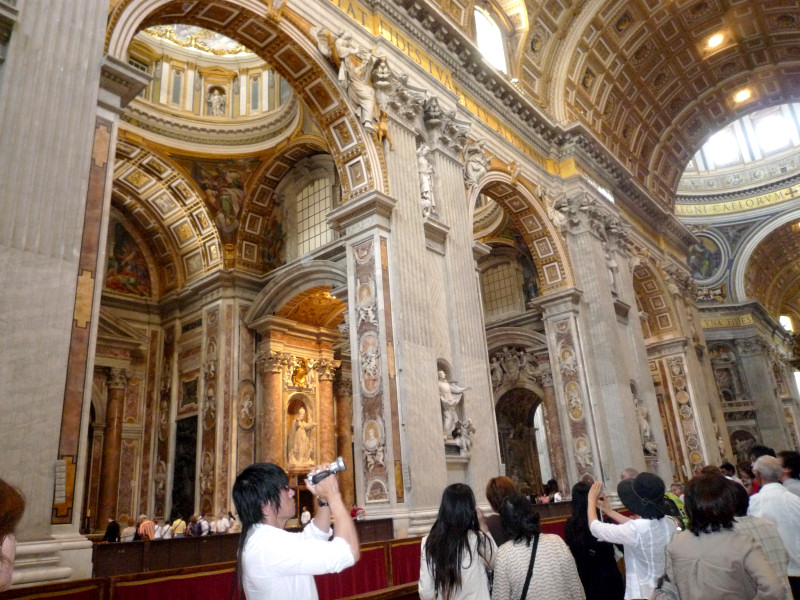 イタリア旅行～5日目（バチカン市国 - サン・ピエトロ大聖堂） : 山
