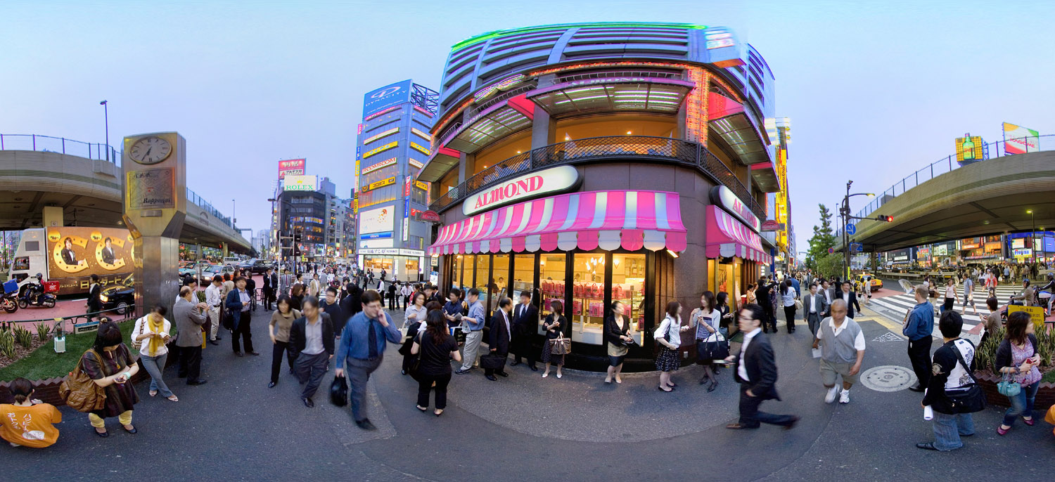 Roppongi1_d0108602_7381277.jpg